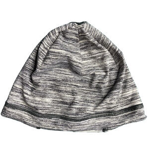 Lululemon Women’s Run It Out Hat Beanie Skull Cap Gray/Black O/S Ponytail Hole